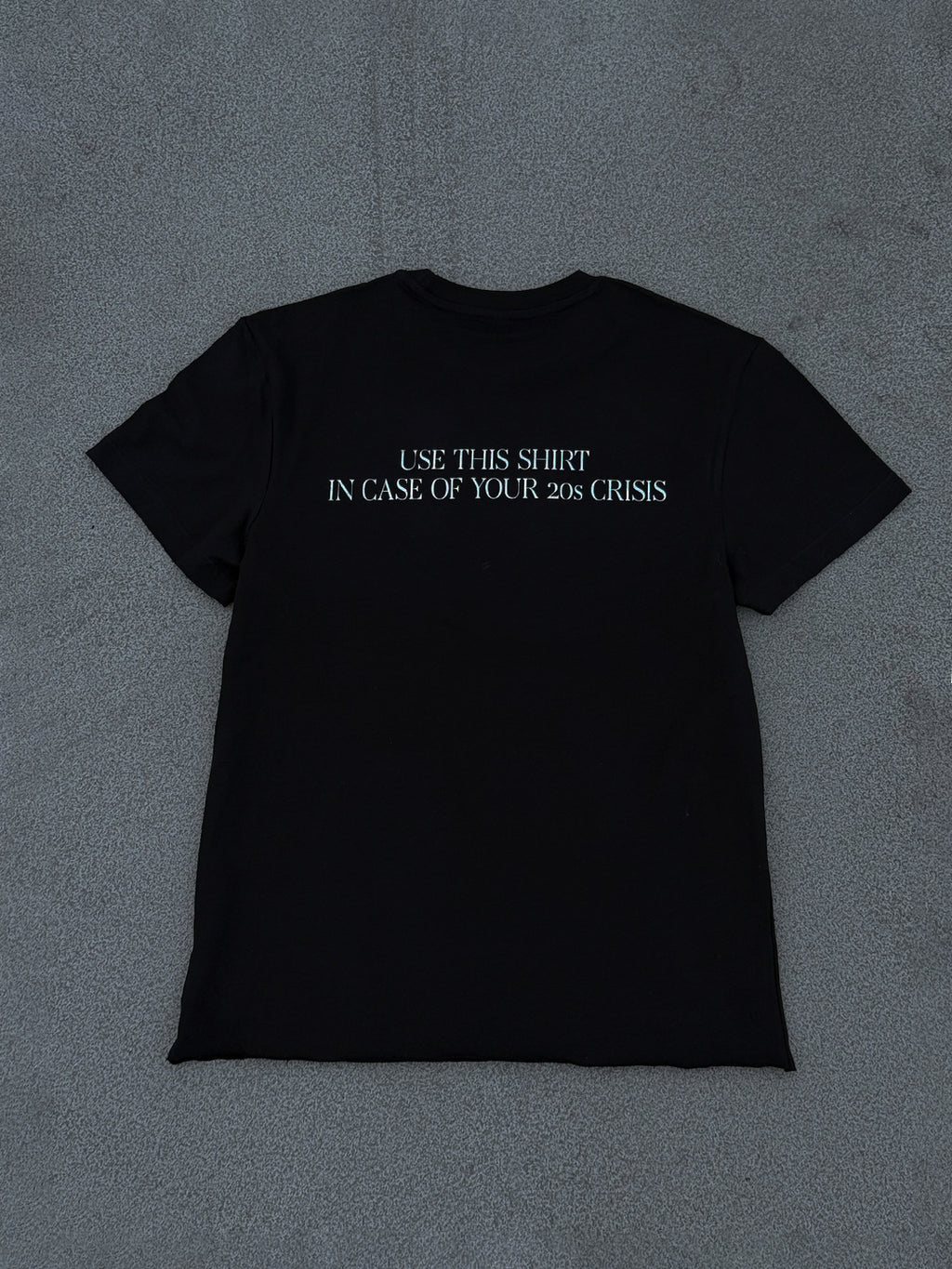 WITHOUT REGRET TEE BLACK
