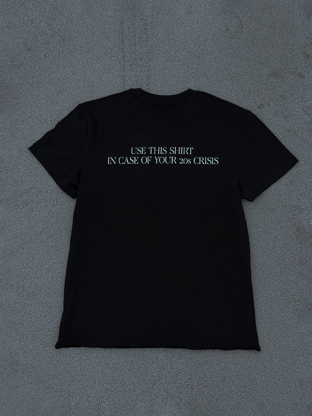 WITHOUT REGRET TEE BLACK
